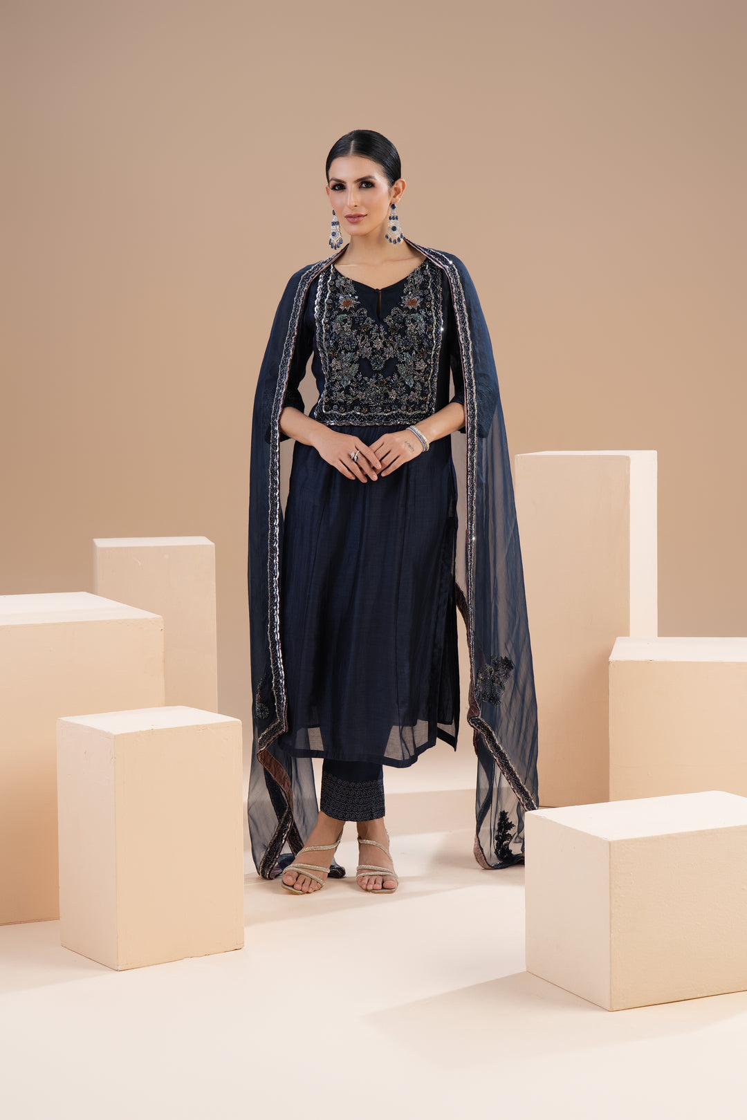 Florances navy suit