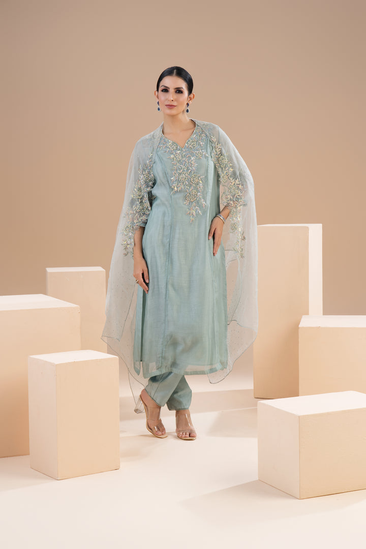 Jasmine sweet suit