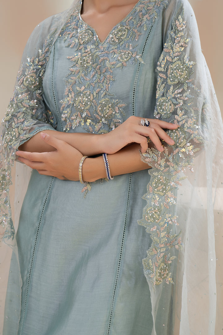 Jasmine sweet suit