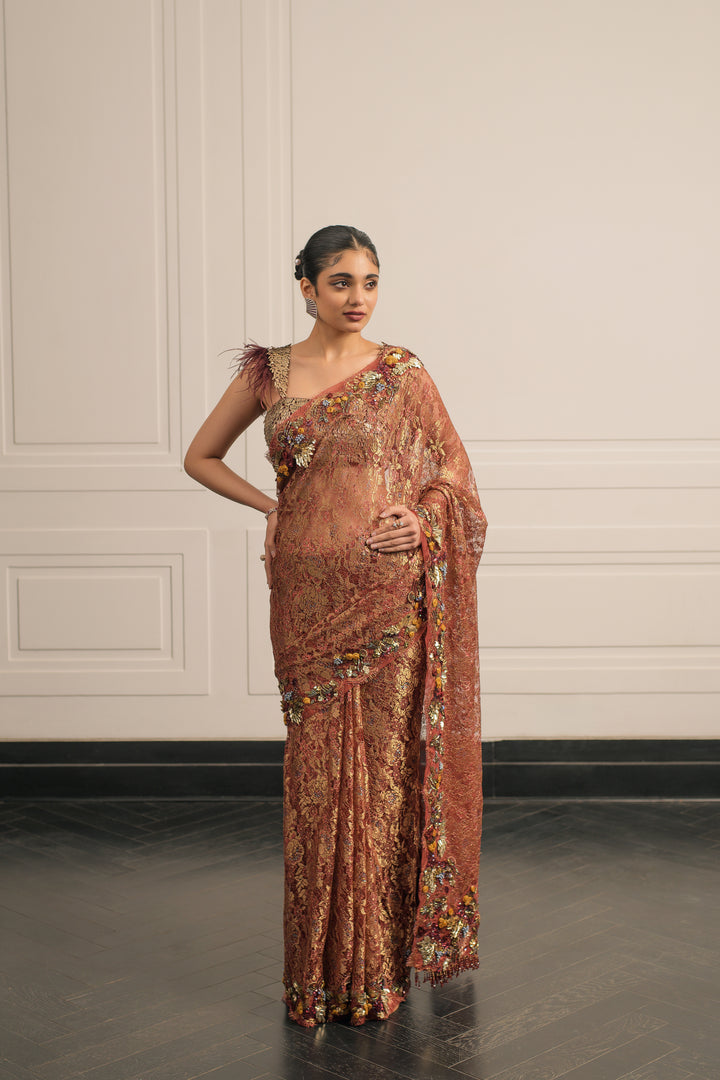 KUMKUM SAREE AND BLOUSE SET