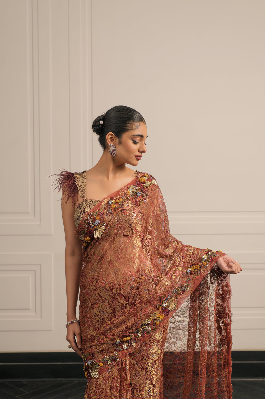 KUMKUM SAREE AND BLOUSE SET