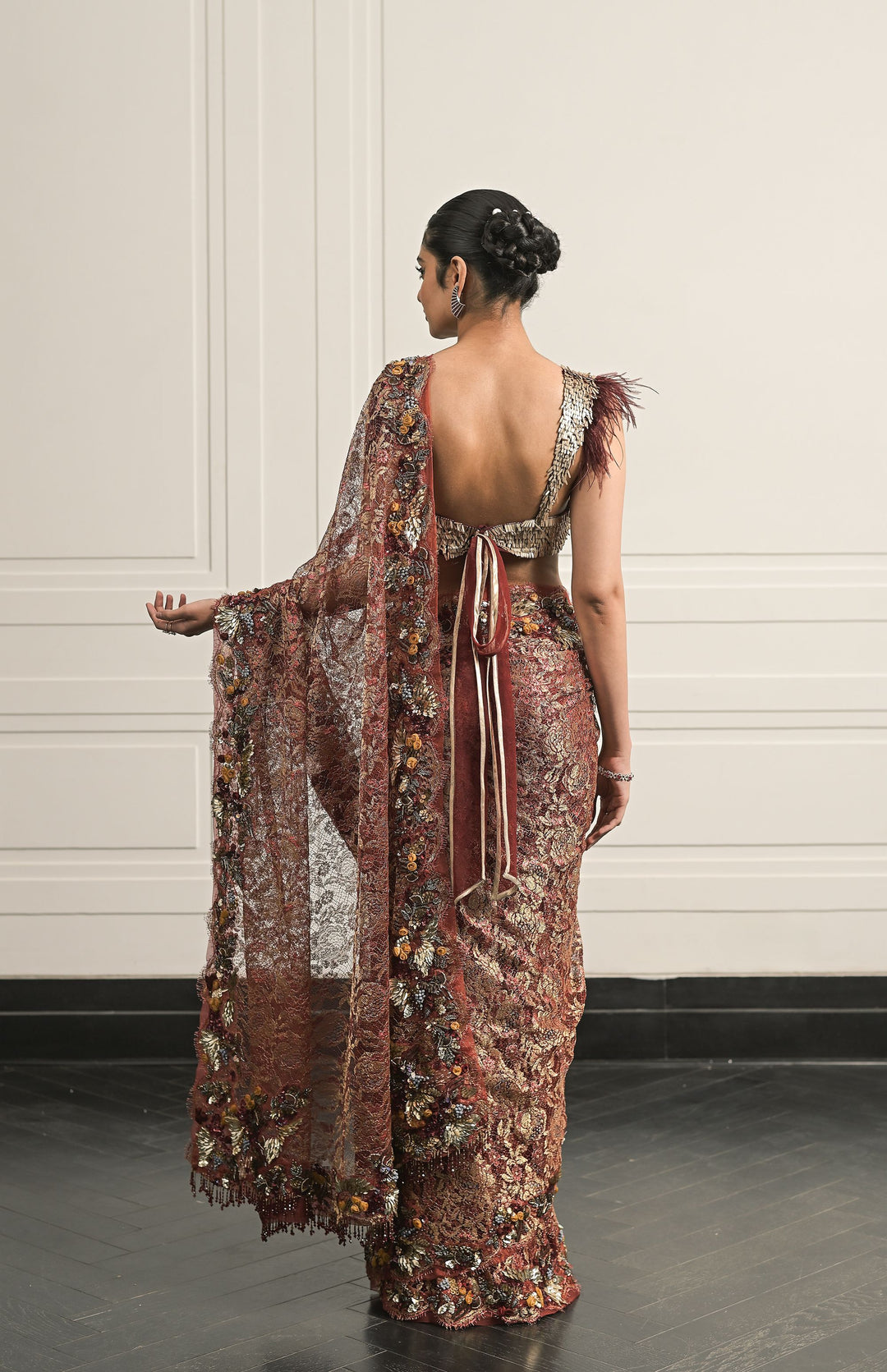 KUMKUM SAREE AND BLOUSE SET