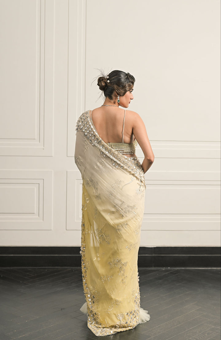 Gajra saree and blouse set